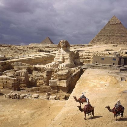 埃及胡夫金字塔+狮身人面像+吉萨金字塔群+埃及博物馆一日游