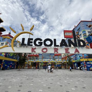 韩国乐高乐园一日游【含门票+弘大/明洞/东大门专车接送】 韩国乐高乐园一日游【含门票+弘大/明洞/东大门专车接送】