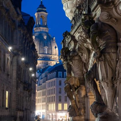 德国柏林往返德累斯顿老城-圣母教堂--茨温格宫等-包车-精选 德国柏林往返德累斯顿老城-圣母教堂--茨温格宫等-包车-精选