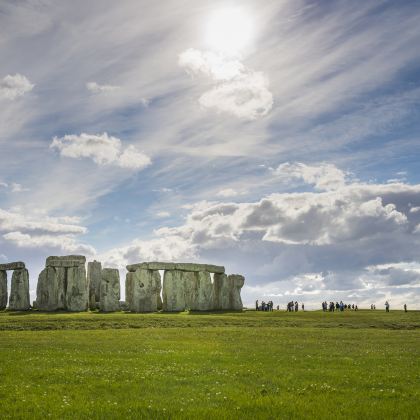 英国温莎城堡+罗马浴场+巨石阵一日游 英文导游/多门票套餐 英国温莎城堡+罗马浴场+巨石阵一日游 英文导游/多门票套餐