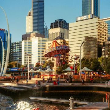 西澳大利亚珀斯市区伦敦街-天鹅钟塔-国王公园包车一日游 西澳大利亚珀斯市区伦敦街-天鹅钟塔-国王公园包车一日游