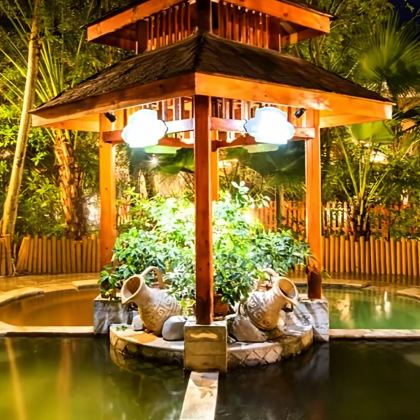 广州从化碧水湾温泉+溪头村1天游+上门接送私家包团+含门票 广州从化碧水湾温泉+溪头村1天游+上门接送私家包团+含门票