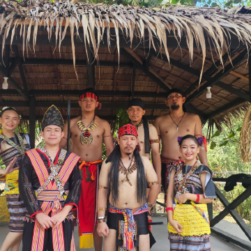 亚庇婆罗洲文化村上午/中午/下午半日游 中文导游含接送含午餐 亚庇婆罗洲文化村上午/中午/下午半日游 中文导游含接送含午餐