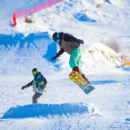 江西铜鼓七星岭国际滑雪场一日游【含往返车+滑雪门票】 江西铜鼓七星岭国际滑雪场一日游【含往返车+滑雪门票】