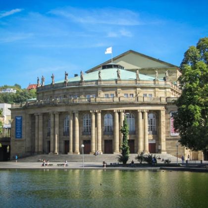 德国斯图加特市区打卡网红景点-漫步老城感受历史-包车-精选 德国斯图加特市区打卡网红景点-漫步老城感受历史-包车-精选