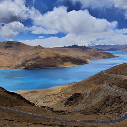 西藏羊湖半日游 | 羊卓雍措+卡若拉冰川或日托寺一日游 西藏羊湖半日游 | 羊卓雍措+卡若拉冰川或日托寺一日游