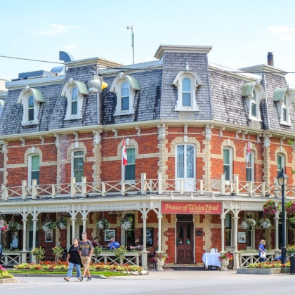 【多伦多中文包车】尼亚加拉瀑布+尼亚加拉湖滨小镇+云岭酒庄 【多伦多中文包车】尼亚加拉瀑布+尼亚加拉湖滨小镇+云岭酒庄