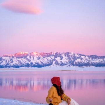 赛里木湖【落日追光】【含门票∣晚出发∣自驾环湖∣市区接送】 赛里木湖【落日追光】【含门票∣晚出发∣自驾环湖∣市区接送】