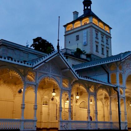 布拉格出发|卡罗维发利温泉+巴洛克建筑包车一日游 布拉格出发|卡罗维发利温泉+巴洛克建筑包车一日游