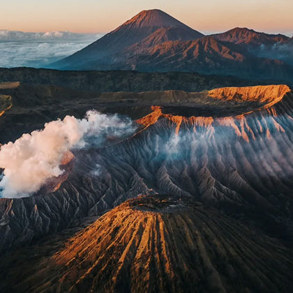 印度尼西亚布罗莫火山三日游