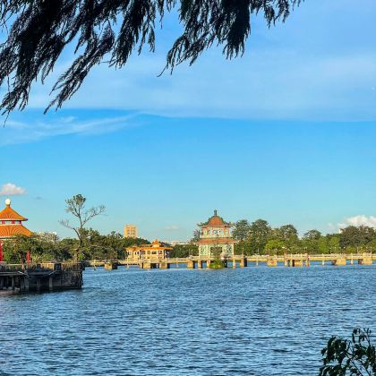 广东揭阳学宫+进贤门城楼+黄龙寺+黄满寨瀑布一日游可英文服务 广东揭阳学宫+进贤门城楼+黄龙寺+黄满寨瀑布一日游可英文服务