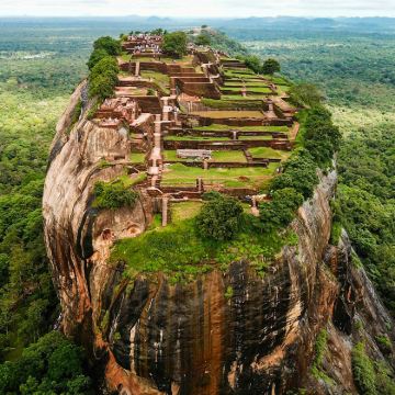 【英文司机包车游】科伦坡+丹布勒石窟寺+狮子岩 【英文司机包车游】科伦坡+丹布勒石窟寺+狮子岩