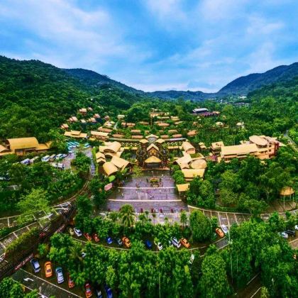 三亚海南槟榔谷一日游【黎苗风情文化村+含景区门票+往返接送】 三亚海南槟榔谷一日游【黎苗风情文化村+含景区门票+往返接送】