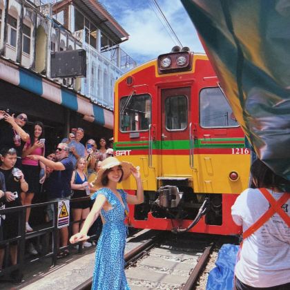 大皇宫+丹嫩沙多+美攻铁道市场一日游 【中文导游+水上划船】 大皇宫+丹嫩沙多+美攻铁道市场一日游 【中文导游+水上划船】