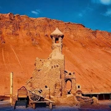 坎儿井+火焰山+库木塔格沙漠 坎儿井+火焰山+库木塔格沙漠