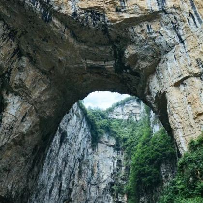 贵州织金洞+织金大峡谷一日游【上门接送+私家团包车游】 贵州织金洞+织金大峡谷一日游【上门接送+私家团包车游】