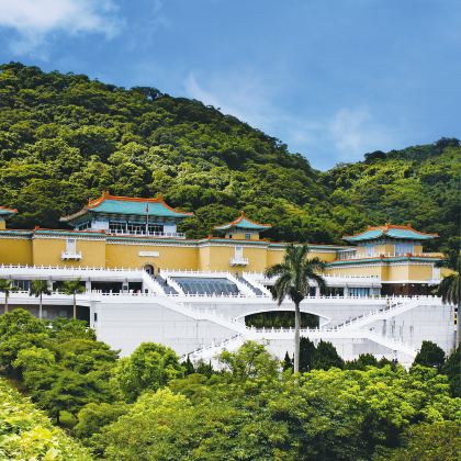 台北故宫博物院+中正纪念堂+忠烈祠半日活动【上午保证出团】 台北故宫博物院+中正纪念堂+忠烈祠半日活动【上午保证出团】