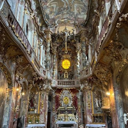 德国慕尼黑市区-慕尼黑王宫-圣母教堂-宁芬堡宫-包车-精选 德国慕尼黑市区-慕尼黑王宫-圣母教堂-宁芬堡宫-包车-精选