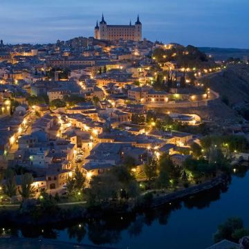 西班牙 马德里出发 塞戈维亚+托莱多古城一日双城游(可包车) 西班牙 马德里出发 塞戈维亚+托莱多古城一日双城游(可包车)