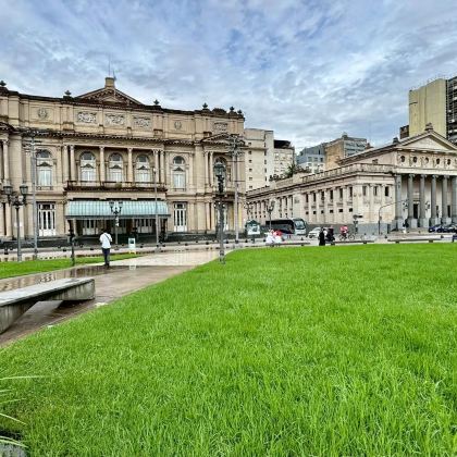 阿根廷布宜诺斯艾利斯博卡区+雷科莱塔+哥伦布剧院/中文包车 阿根廷布宜诺斯艾利斯博卡区+雷科莱塔+哥伦布剧院/中文包车