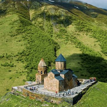 吉尔吉斯斯坦+比什凯克:机场酒店点对点接送|中文包车|可定制 吉尔吉斯斯坦+比什凯克:机场酒店点对点接送|中文包车|可定制