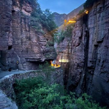 河南鹤壁万仙山景区+郭亮挂壁公路一日游可中英文服务 河南鹤壁万仙山景区+郭亮挂壁公路一日游可中英文服务