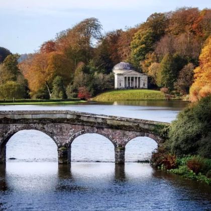 英国伦敦往返周边精选《傲慢与偏见》庄园【可定制多日包车】 英国伦敦往返周边精选《傲慢与偏见》庄园【可定制多日包车】