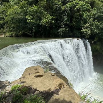 台北出发:十分瀑布+十分老街+正滨渔港+九份(10HR) 台北出发:十分瀑布+十分老街+正滨渔港+九份(10HR)