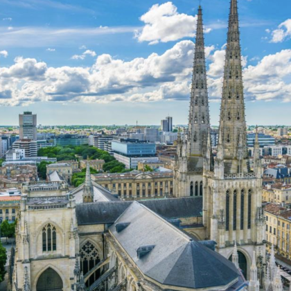 法国波尔多市区+经典酒庄一日游【酒庄参观+精致小团】 法国波尔多市区+经典酒庄一日游【酒庄参观+精致小团】