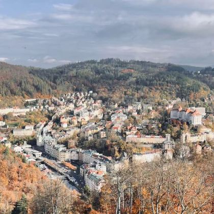 登顶黛安娜观景塔:360°俯瞰城市天际线,定格治愈系全景 登顶黛安娜观景塔:360°俯瞰城市天际线,定格治愈系全景