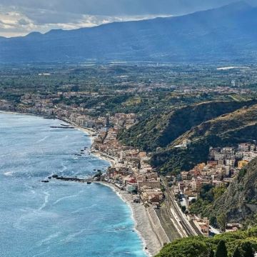 意大利卡塔尼亚-陶尔米纳-贝拉岛-美丽的西西里岛-包车-精选 意大利卡塔尼亚-陶尔米纳-贝拉岛-美丽的西西里岛-包车-精选