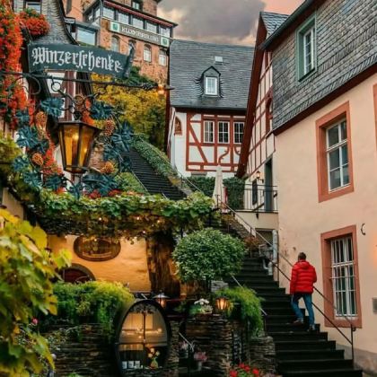 【睡美人小镇】拜尔施泰因+科赫姆包车一日游【中文司机】 【睡美人小镇】拜尔施泰因+科赫姆包车一日游【中文司机】