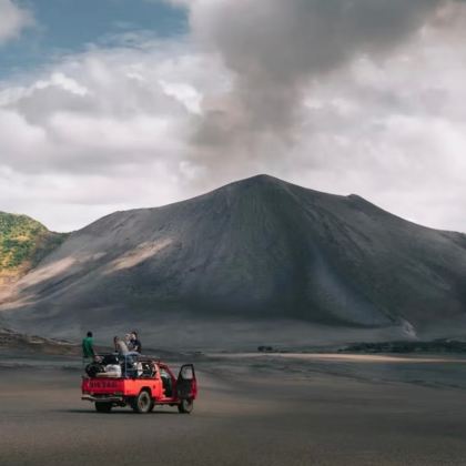 吴磊同款打卡地/瓦努阿图+维拉港+亚苏尔火山一日游 吴磊同款打卡地/瓦努阿图+维拉港+亚苏尔火山一日游
