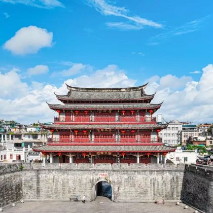 潮州古城+龙湖古寨+广济桥+韩文公祠一日游【纯玩上门接送】 潮州古城+龙湖古寨+广济桥+韩文公祠一日游【纯玩上门接送】