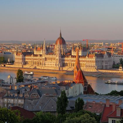 匈牙利布达佩斯-埃格尔城堡-霍尔洛克旧村一日游 匈牙利布达佩斯-埃格尔城堡-霍尔洛克旧村一日游