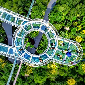 杭州&上海出发至OMG心跳乐园:玻璃观景平台、溶洞游船与旋转木马 杭州&上海出发至OMG心跳乐园:玻璃观景平台、溶洞游船与旋转木马