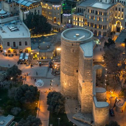 烈士巷+希尔万沙宫殿+尼扎米街+少女塔 烈士巷+希尔万沙宫殿+尼扎米街+少女塔