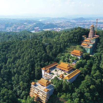 广西梧州白云山景区+岭南文化园+骑楼城一日游·私家团·纯玩 广西梧州白云山景区+岭南文化园+骑楼城一日游·私家团·纯玩