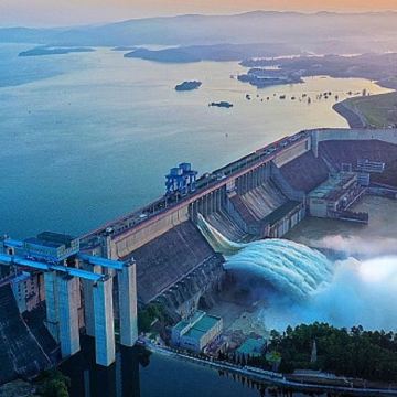 丹江口水库大坝+沧浪海游船一日游【包车纯玩丨上门接送】 丹江口水库大坝+沧浪海游船一日游【包车纯玩丨上门接送】