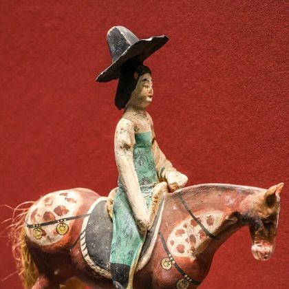 新疆维吾尔自治区博物馆半日游 新疆维吾尔自治区博物馆半日游