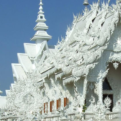 泰国清迈黑庙+白庙+清莱蓝庙一日游