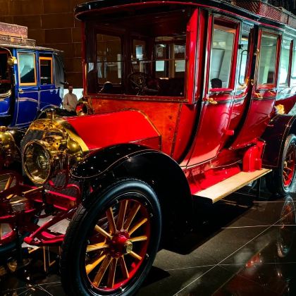 德国斯图加特市区打卡网红景点-漫步老城感受历史-包车-精选 德国斯图加特市区打卡网红景点-漫步老城感受历史-包车-精选