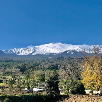 埃特纳火山+陶尔米纳古代剧场+贝拉岛一日游 埃特纳火山+陶尔米纳古代剧场+贝拉岛一日游