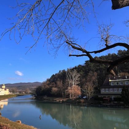 斯洛伐克一日游:皮耶什佳尼 + 德文 + 塞维尼卡门 斯洛伐克一日游:皮耶什佳尼 + 德文 + 塞维尼卡门