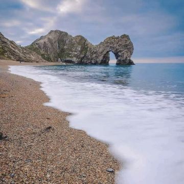 侏罗纪海岸—杜德尔门—拉尔沃斯海湾—老哈里岩—小众路线包车游 侏罗纪海岸—杜德尔门—拉尔沃斯海湾—老哈里岩—小众路线包车游