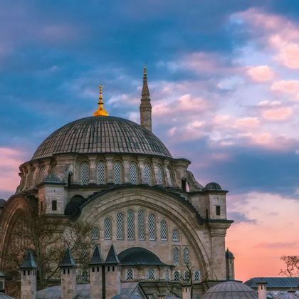 土耳其伊斯坦布尔圣索菲亚大教堂+蓝色清真寺一日游