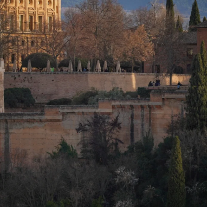 西班牙阿尔罕布拉宫+格拉纳达斗牛场【中文司机/可订多日】 西班牙阿尔罕布拉宫+格拉纳达斗牛场【中文司机/可订多日】