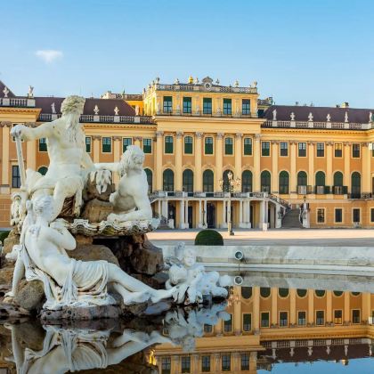 维也纳艺术三皇冠 · 宫廷珍藏与文艺复兴大师杰作一日巡礼 维也纳艺术三皇冠 · 宫廷珍藏与文艺复兴大师杰作一日巡礼