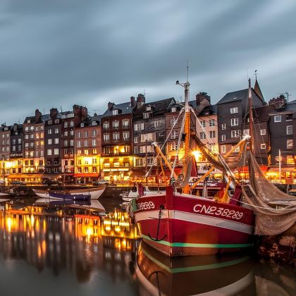 巴黎接送:法国诺曼底象鼻山+翁佛勒尔小镇一日游(渔港小镇) 巴黎接送:法国诺曼底象鼻山+翁佛勒尔小镇一日游(渔港小镇)