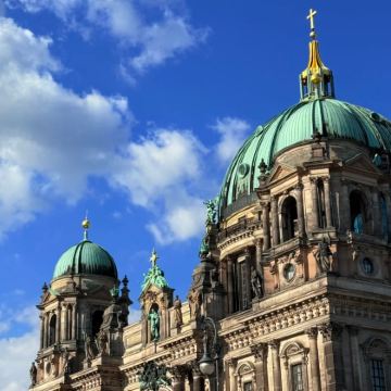 德国柏林勃兰登堡机场半日游【慕尼黑/法兰克福-接送机单程】 德国柏林勃兰登堡机场半日游【慕尼黑/法兰克福-接送机单程】